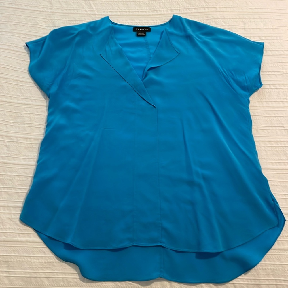 100% silk Trouvé top